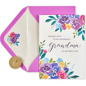Papyrus Mothers Day Card for Grandma (Holding Us Together)(Special Place In My Heart)